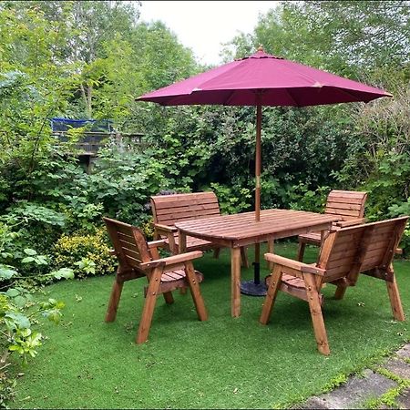 Lovely 2-Bed Apartment In Knowle Solihull Eksteriør bilde